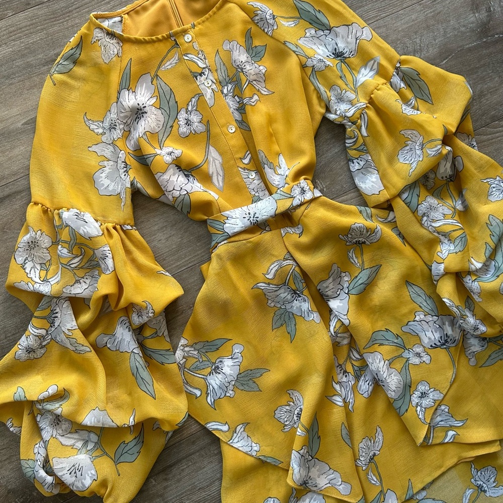 Yellow Ruffle Sleeve Dress (XS)